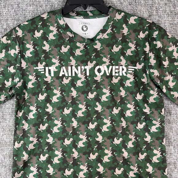 Zaxbys Shirt Mens Small Green Camo Fast Food Retail Employee Uniform Chicken - Picture 3 of 9